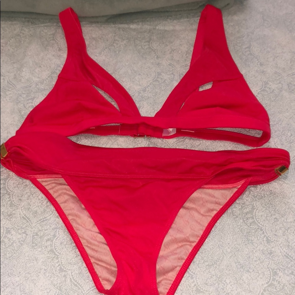 Bathing suit